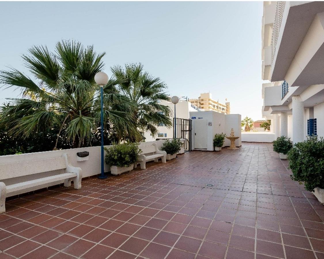 Benalmadenapartments Bbq Penthouse Patos Club Exterior foto